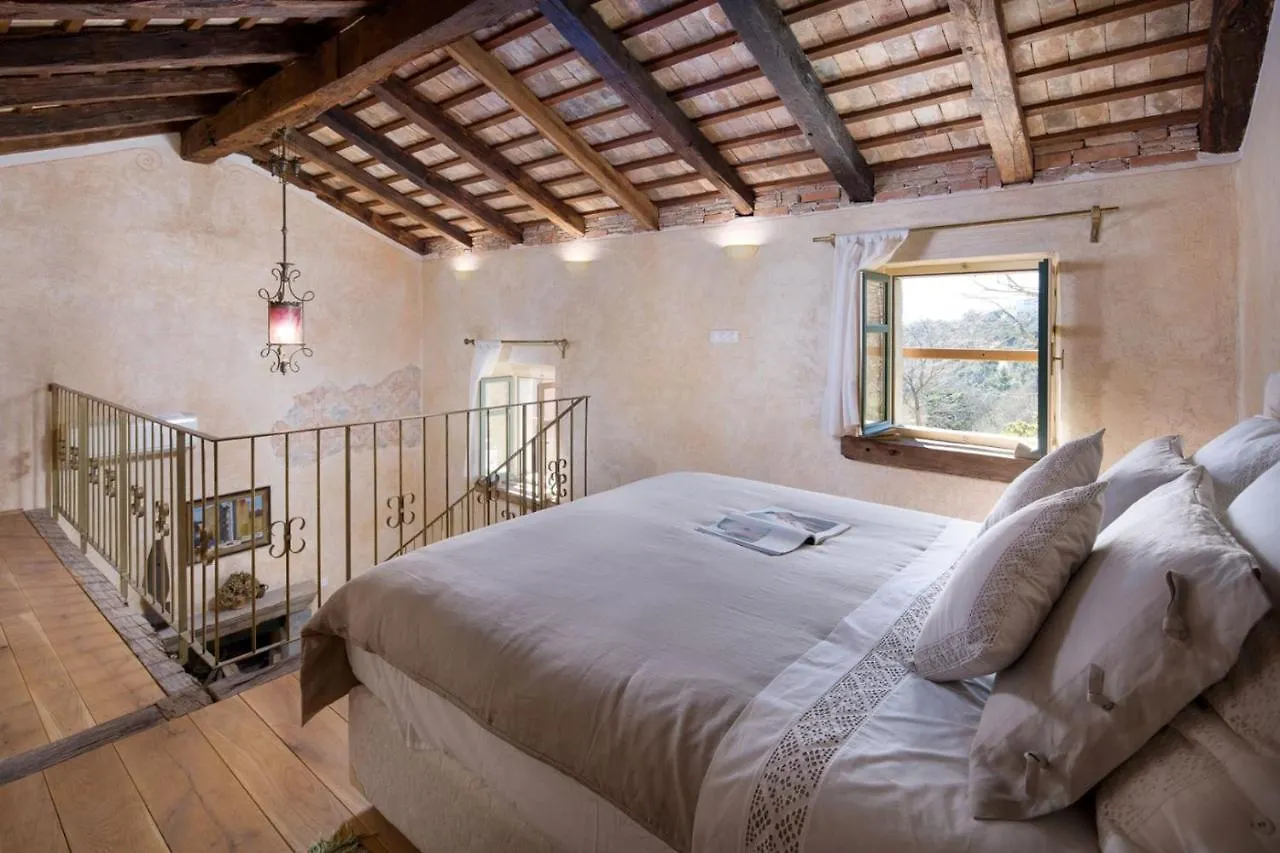 Villa Malini With Pool, Sauna And Fenced Garden 0*, Labin (Istria)