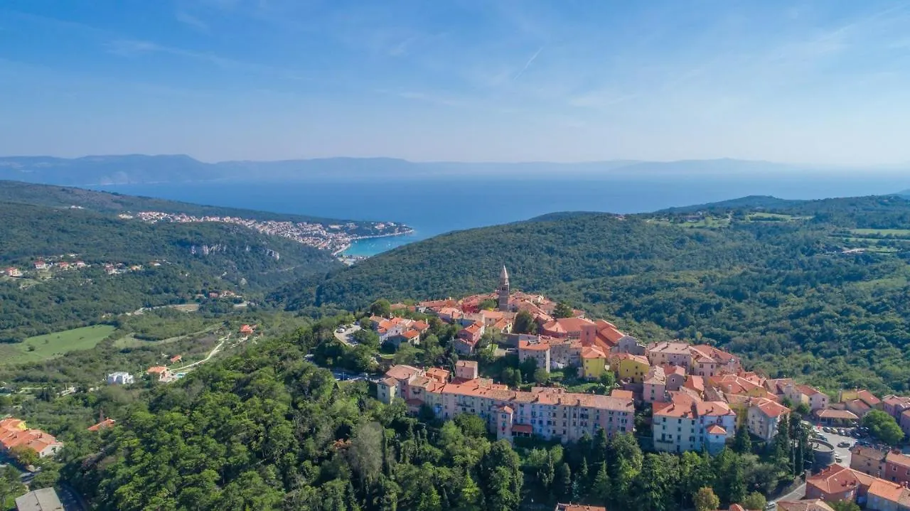 Villa Malini With Pool, Sauna And Fenced Garden Labin   Labin (Istria)