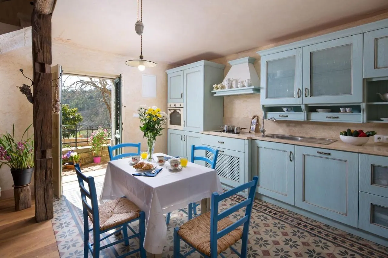 Villa Malini With Pool, Sauna And Fenced Garden